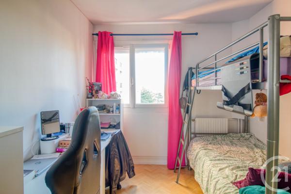 Appartement F4 à vendre  4 pièces - 79,78 m2 EPINAY SUR SEINE - 93