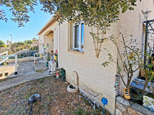 Maraussan, villa de plain pied, T4 , 90 m2 avc garage sur une parcelle de 370 m2