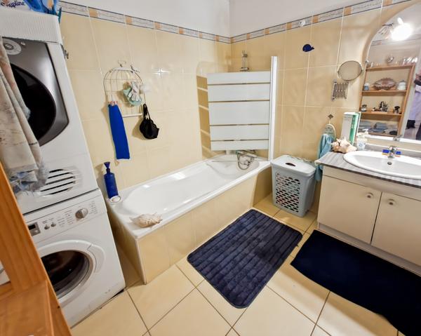 Maraussan, villa de plain pied, T4 , 90 m2 avc garage sur une parcelle de 370 m2