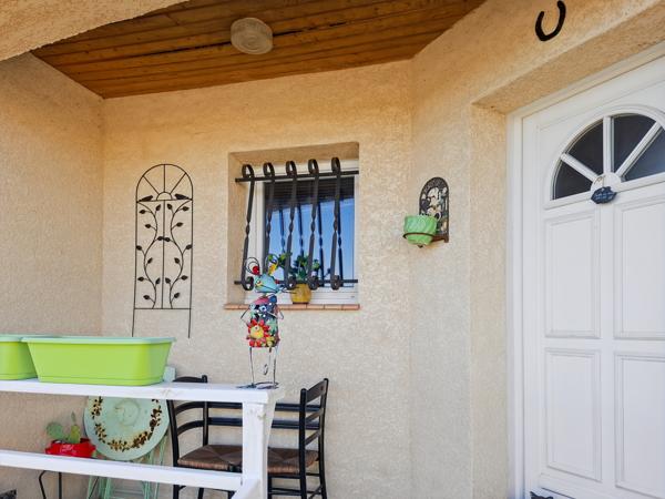 Maraussan, villa de plain pied, T4 , 90 m2 avc garage sur une parcelle de 370 m2
