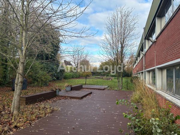 Bureaux à louer à Tourcoing espaces flexibles modulaires avec jardin