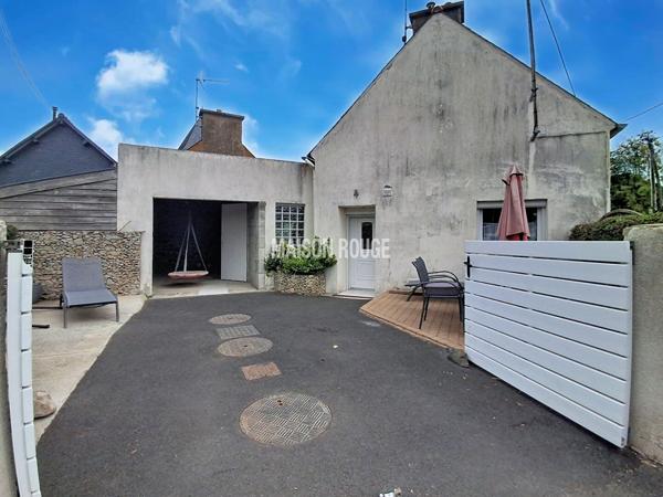 Maison au calme avec vie de plain-pied, courette et garage Environnement calme à Trégueux
