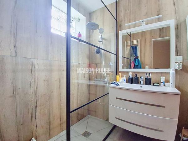 Maison au calme avec vie de plain-pied, courette et garage Environnement calme à Trégueux