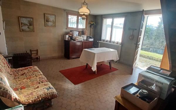 Maison à vendre    3 pièces • 105,28 m2 Saint-Étienne-de-Saint-Geoirs