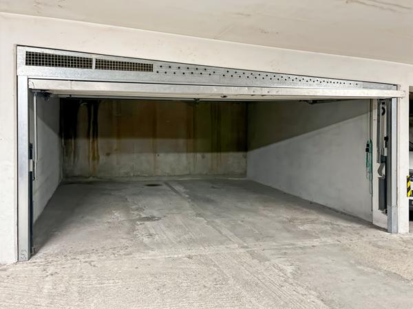 Appartement 2P, Double garage, cave , résidence avec piscine