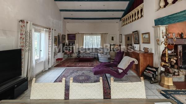 Magnifique propriéte 675 m²env+piscine+7000m² jardin+22hec forêt