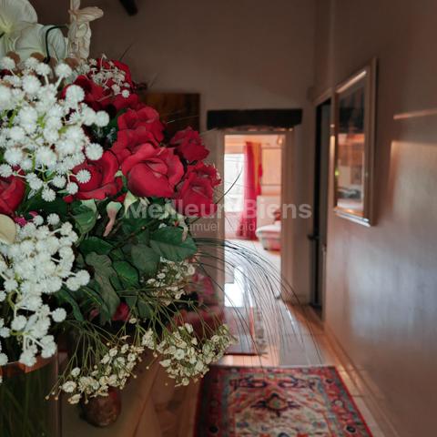 Magnifique propriéte 675 m²env+piscine+7000m² jardin+22hec forêt