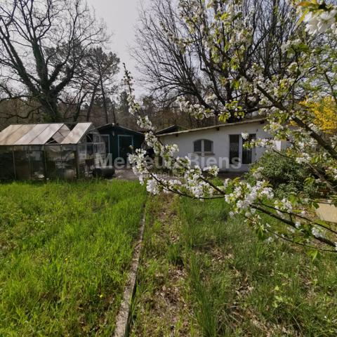 Magnifique propriéte 675 m²env+piscine+7000m² jardin+22hec forêt