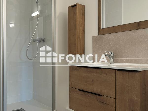 Location Appartement 4 pièces 75 m² - 71 AVENUE KESLER DEVILLERS Lanester 56600