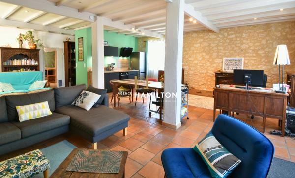 ANCIEN RESTAURANT - EMPLACEMENT N°1 - IDÉAL BOUTIQUE, ATELIER OU PROFESSION LIBÉRALE AVEC LOGEMENT ATTENANT ET SOUS-SOL CONVERTI Cahuzac sur vere
