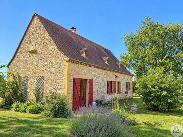 Périgourdine avec pigeonnier en Dordogne.