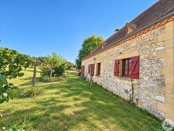 Périgourdine avec pigeonnier en Dordogne.