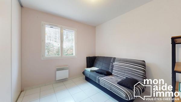 Charmante maison de plain-pied avec garage et jardin