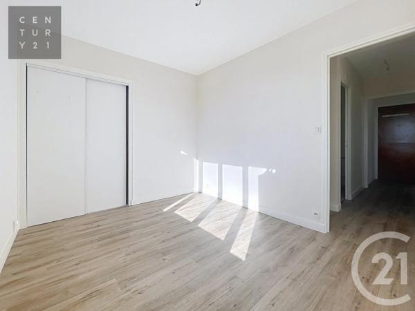 Appartement 3 à vendre  4 pièces - 80,61 m 2   TROYES  - 10