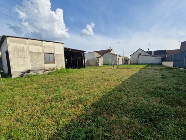 centre de Changé 2ch a renover avec garages