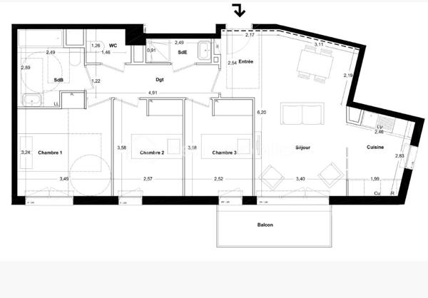 Venez découvrir cet appartement situé au 1er étage sur 6 d'une copropriété récente de 2021 (accessibilité PMR), sécurisée et parfaitement entretenue. Cet appartement familial exposé sud offre : un salon lumineux ouvrant sur un agréable balcon de 6 m2, une cuisine équipée semi-ouverte (micro-onde, four, plaques à induction). Il dispose d'un espace nuit composé de trois chambres avec placard, une salle de bain avec toilettes, une salle d'eau avec lavabo et sèche serviette, ainsi qu'un WC séparé. 

Les + qui font la différences:

-Toit-terrasse aménagé avec un potager privatif partagé et une parcelle individuelle, un véritable espace de verdure rare en ville. 
-Place de parking en sous-sol
-Compteurs individuels
-Application sur téléphone pour la gestion des volets roulants, lumières et du chauffage à distance.
-Charges maitrisées : 200 euros / mois
-RER A Nanterre-Préfecture et nouvelle gare -RER E Nanterre la folie à 20mn à pied. -Proximité avec La Défense accessible en 10mn par le bus. Future ligne 15 à 800m.

Un bien rare sur le secteur, dans une résidence calme, idéale pour une famille recherchant confort, modernité et praticité au quotidien.

A visiter sans tarder!

Caractéristiques

Infos générales: 
Ascenseur
1 er étage
Accessible aux personnes à mobilité réduite

Intérieur: 
Salle de bain avec toilettes
Salle d'eau
Toilettes séparées
Cuisine équipée semi-ouverte
3 chambres
Revêtement sol : parquet

Extérieur
1 place de parking
Balcon
Exposition Sud
Toit-terrasse avec potager privatif + parcelle individuelle

Sécurité et services
Interphone avec caméra
Digicode
Caméras dans les parties communes