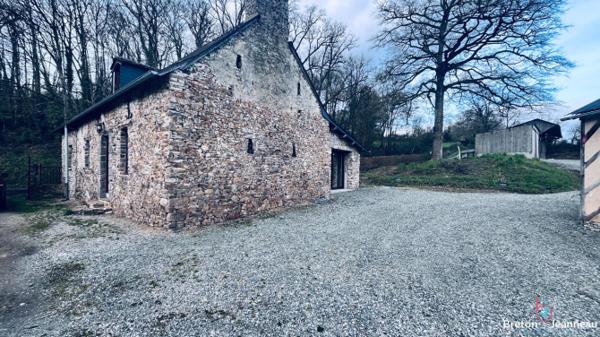 Maison sur 2 ha 90 secteur Montsûrs