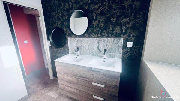 Maison sur 2 ha 90 secteur Montsûrs