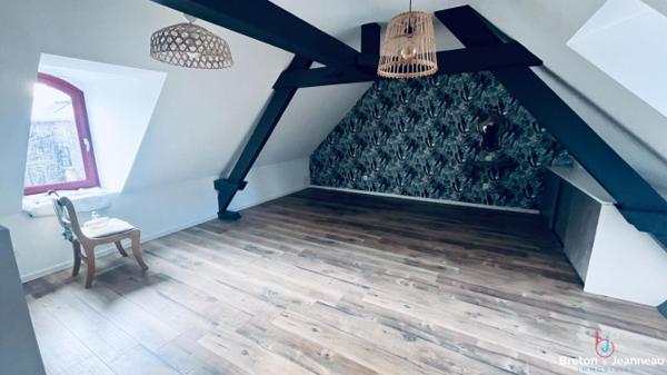 Maison sur 2 ha 90 secteur Montsûrs