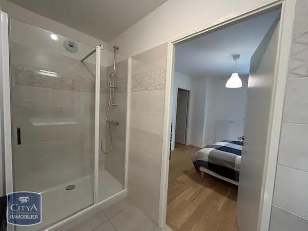 Appartement à louer 2 pièces 49.27m²