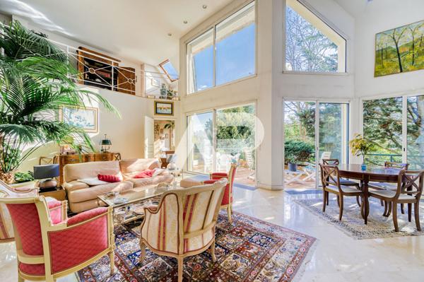 SEVRES RIVE DROITE - MAISON D'ARCHITECTE €1 440 000 ** - Référence 644-S