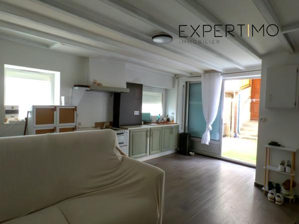 Le Champ-Saint-Père (85540) Maison 2 pièces plein coeur de Champ-Saint-Père