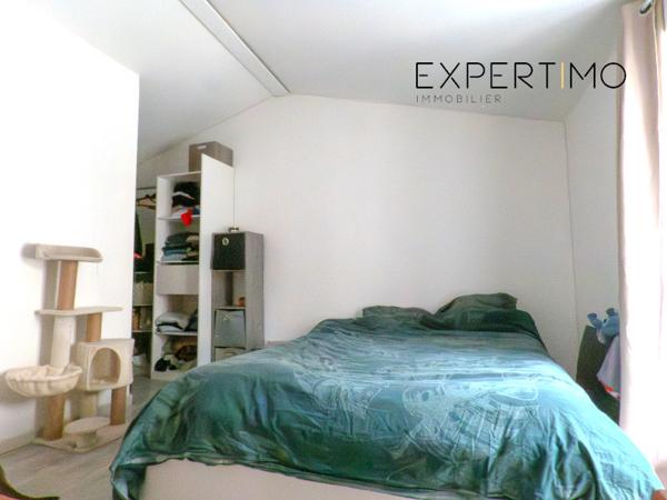 Le Champ-Saint-Père (85540) Maison 2 pièces plein coeur de Champ-Saint-Père