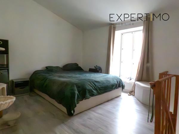 Le Champ-Saint-Père (85540) Maison 2 pièces plein coeur de Champ-Saint-Père