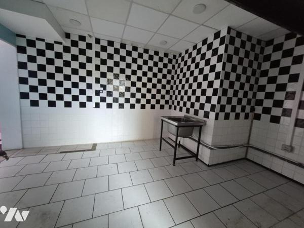 Locaux commerciaux à Bruay-la-Buissière