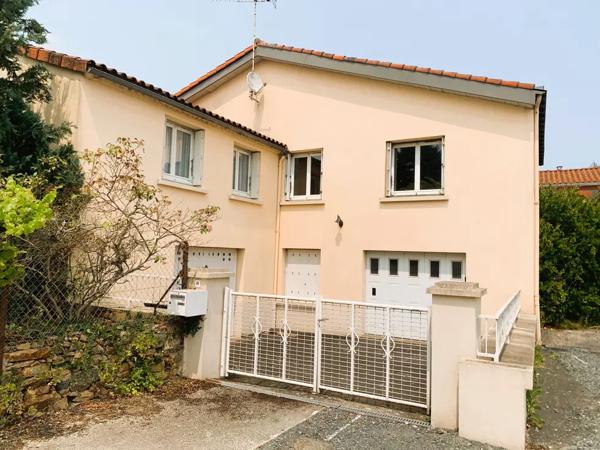 Maison familiale 121 M2 plein bourg