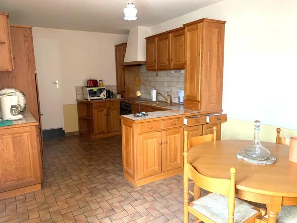 Maison familiale 121 M2 plein bourg