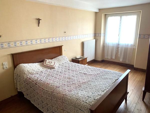 Maison familiale 121 M2 plein bourg