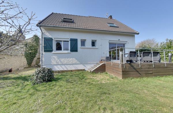 Maison individuelle 5 pièces 115 m² + sous sol total CLASSE C