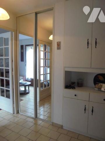 Beaugency, Pavillon, Loiret (45)

Pavillon en très bon état d'entretien, accolé des 2 côtés, co...