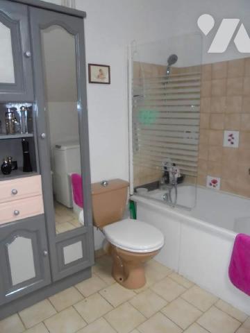 Beaugency, Pavillon, Loiret (45)

Pavillon en très bon état d'entretien, accolé des 2 côtés, co...