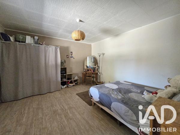 Maison à vendre 6 pièces 117,47 m² Laudun-l'Ardoise