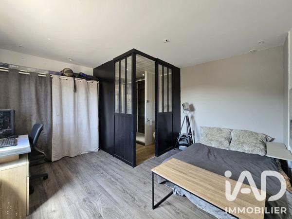 Maison à vendre 6 pièces 117,47 m² Laudun-l'Ardoise