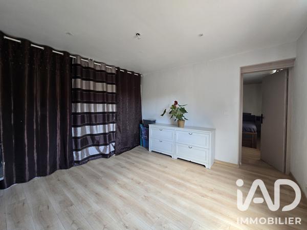 Maison à vendre 6 pièces 117,47 m² Laudun-l'Ardoise
