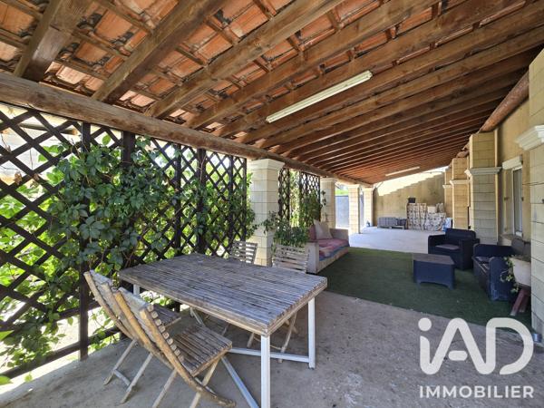 Maison à vendre 6 pièces 117,47 m² Laudun-l'Ardoise