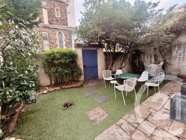 Maison à vendre  7 pièces - 228 m 2   ANNONAY  - 07