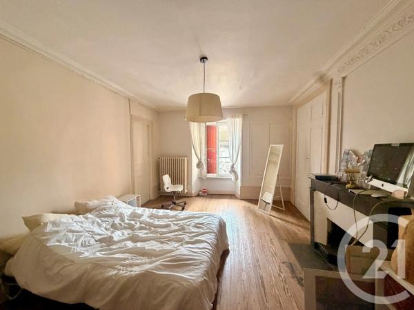Maison à vendre  7 pièces - 228 m 2   ANNONAY  - 07