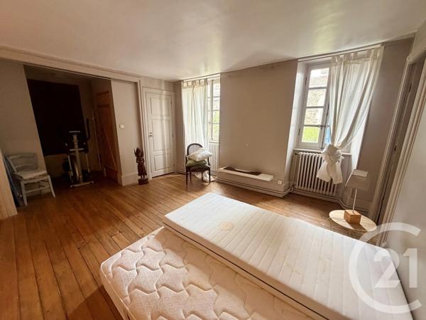 Maison à vendre  7 pièces - 228 m 2   ANNONAY  - 07