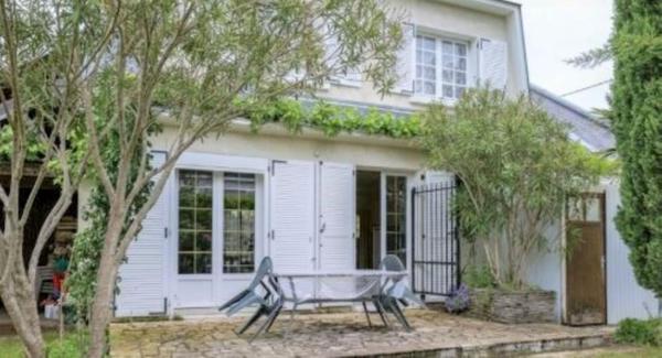 Maison  122 m2 - 6 pièces