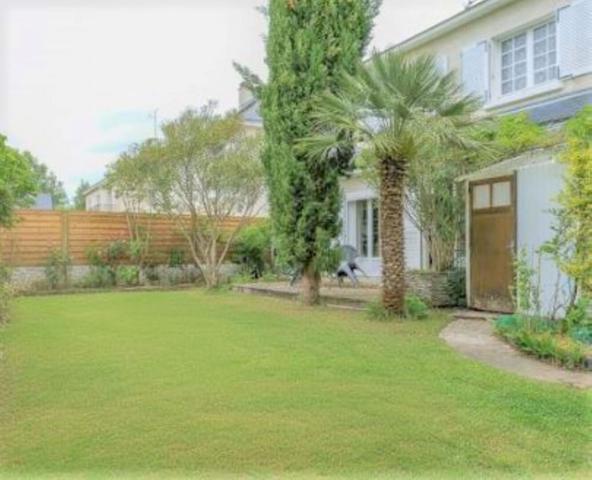 Maison  122 m2 - 6 pièces