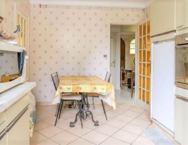 Maison  122 m2 - 6 pièces