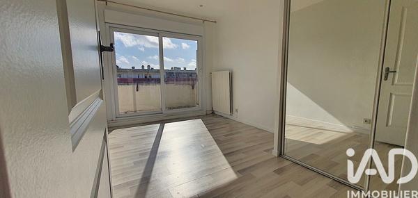 Location appartement 2 pièces 44,19 m² Maurepas