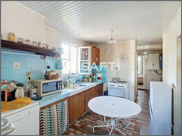 MAGNIFIQUE MAISON EN PIERRE AVEC JARDIN ET DEPENDANCES