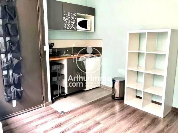 Location                                                      Studio
                        
                     1 pièces                      15 m2                     à Rouen