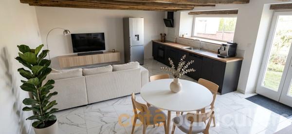 Location
                Maison64,99 m² - 3 Pièces -
                    Luc-La-Primaube (12450)