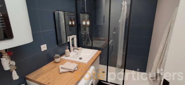 Location
                Maison64,99 m² - 3 Pièces -
                    Luc-La-Primaube (12450)